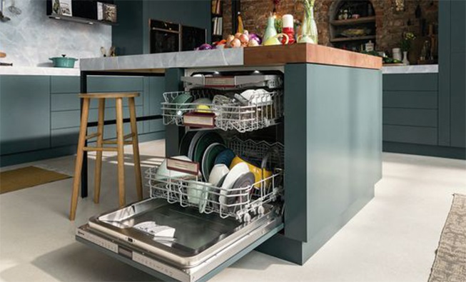 10820-10_NEFF_Retailer_Web_Dishwashing_653x395px